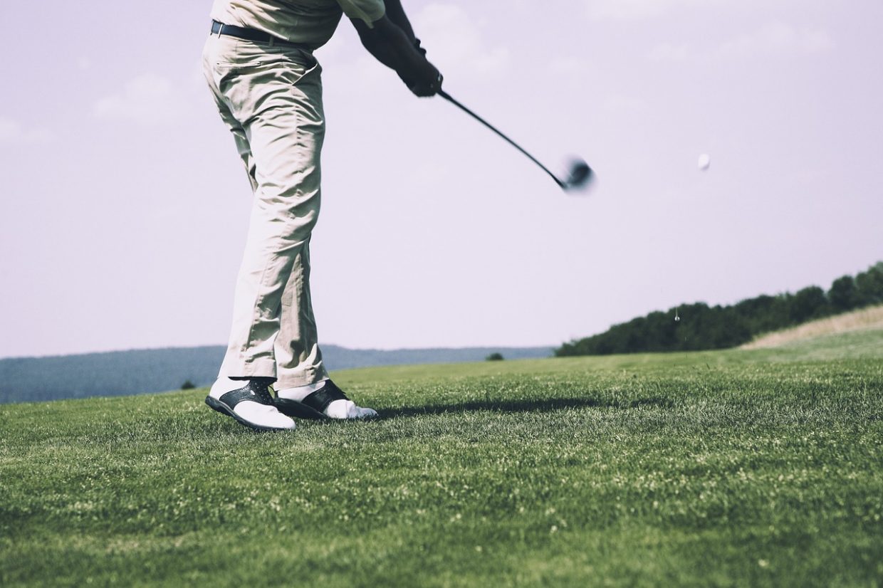 Come vestirsi per il golf quando fa freddo